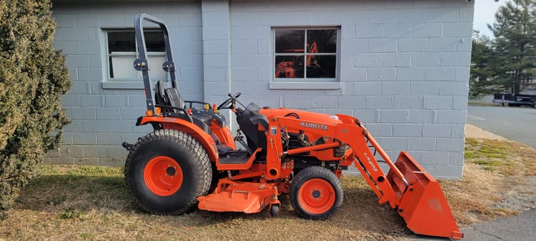 2007 Kubota B3030 Tractor Loader and Mower